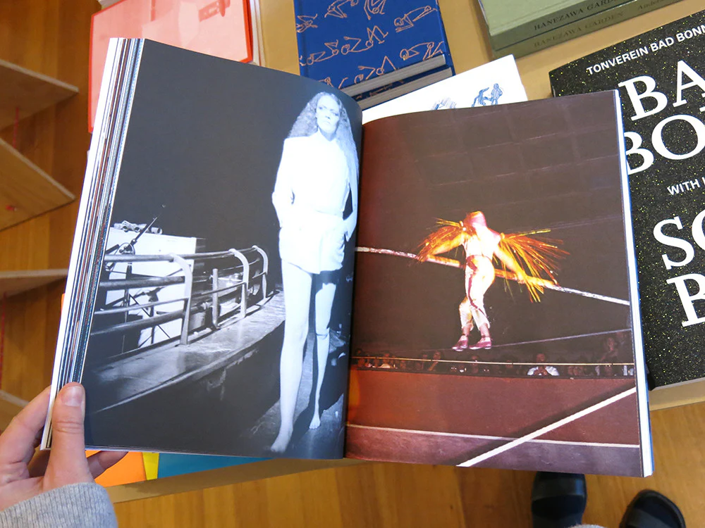 Gina Bucher - Female Chic. Thema Selection - Image 8