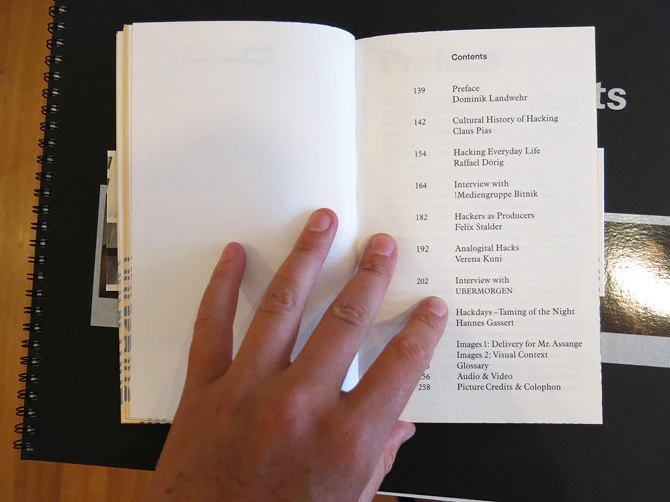 Edition Digital Culture 2: Hacking - Image 4