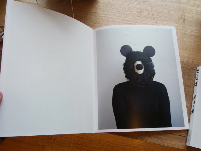 Polly Borland - Smudge - Image 3